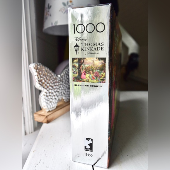 NEW Disney Thomas Kinkade Studios 1000pc Puzzle Sleeping Beauty Art Collectible - Picture 4 of 13